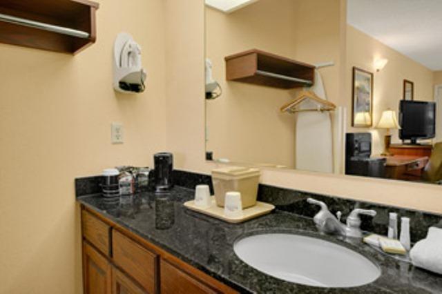 Hotel Baymont By Wyndham Waycross Zimmer foto
